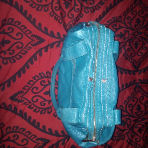 Woman Purse, Cuore and Pelle, Turquoise, used clean, style, zippers - Picture 1 of 3